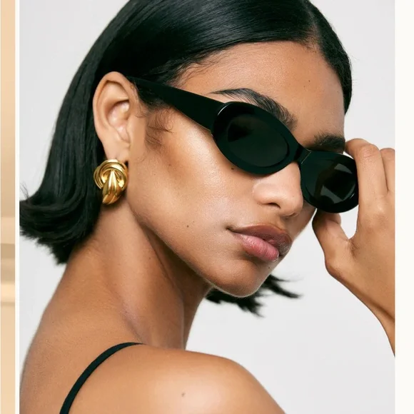 Aureum Collective Saint Germain Black Sunglasses - Picture 6 of 8